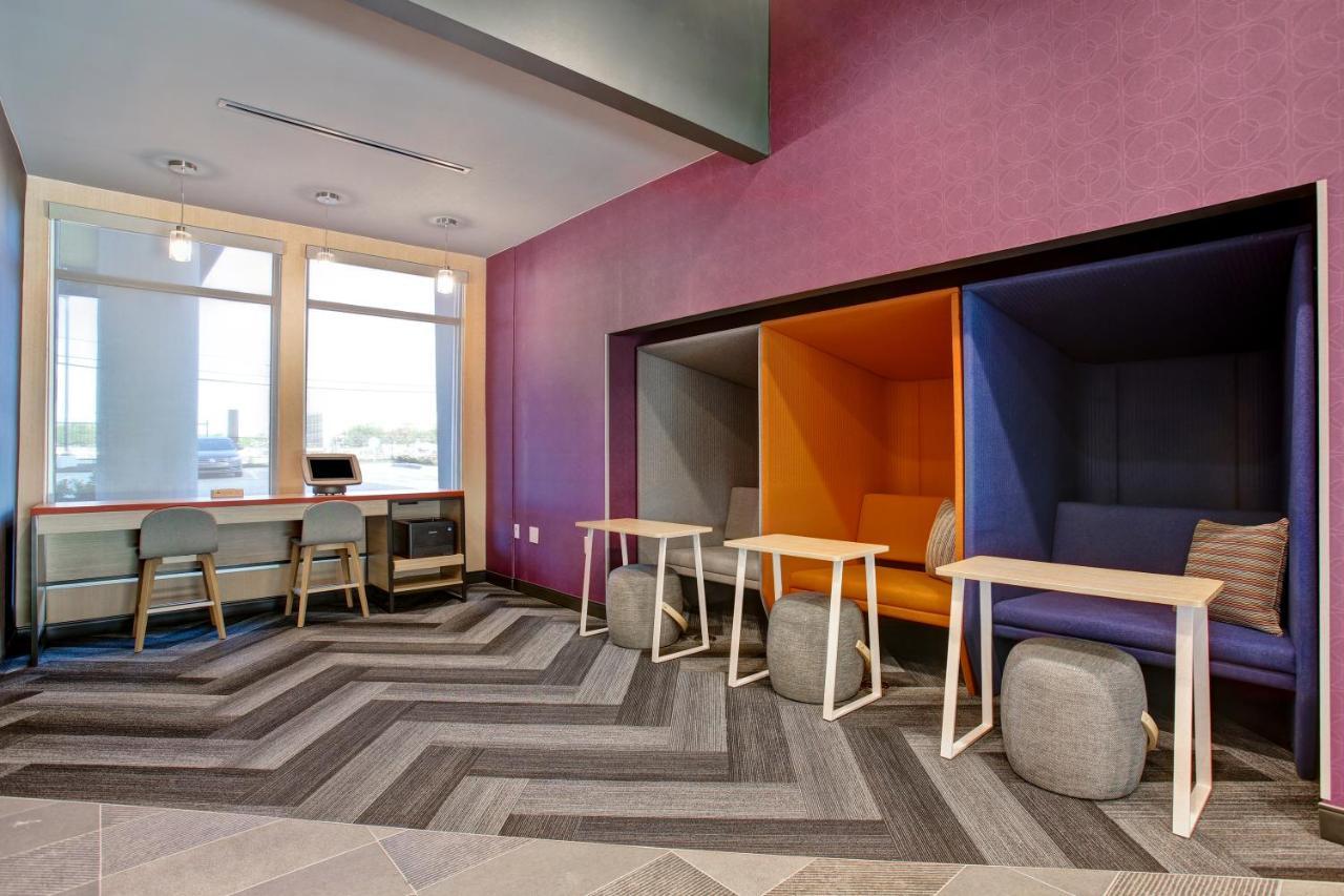 Hotel Tru By Hilton Grand Prairie Exteriér fotografie